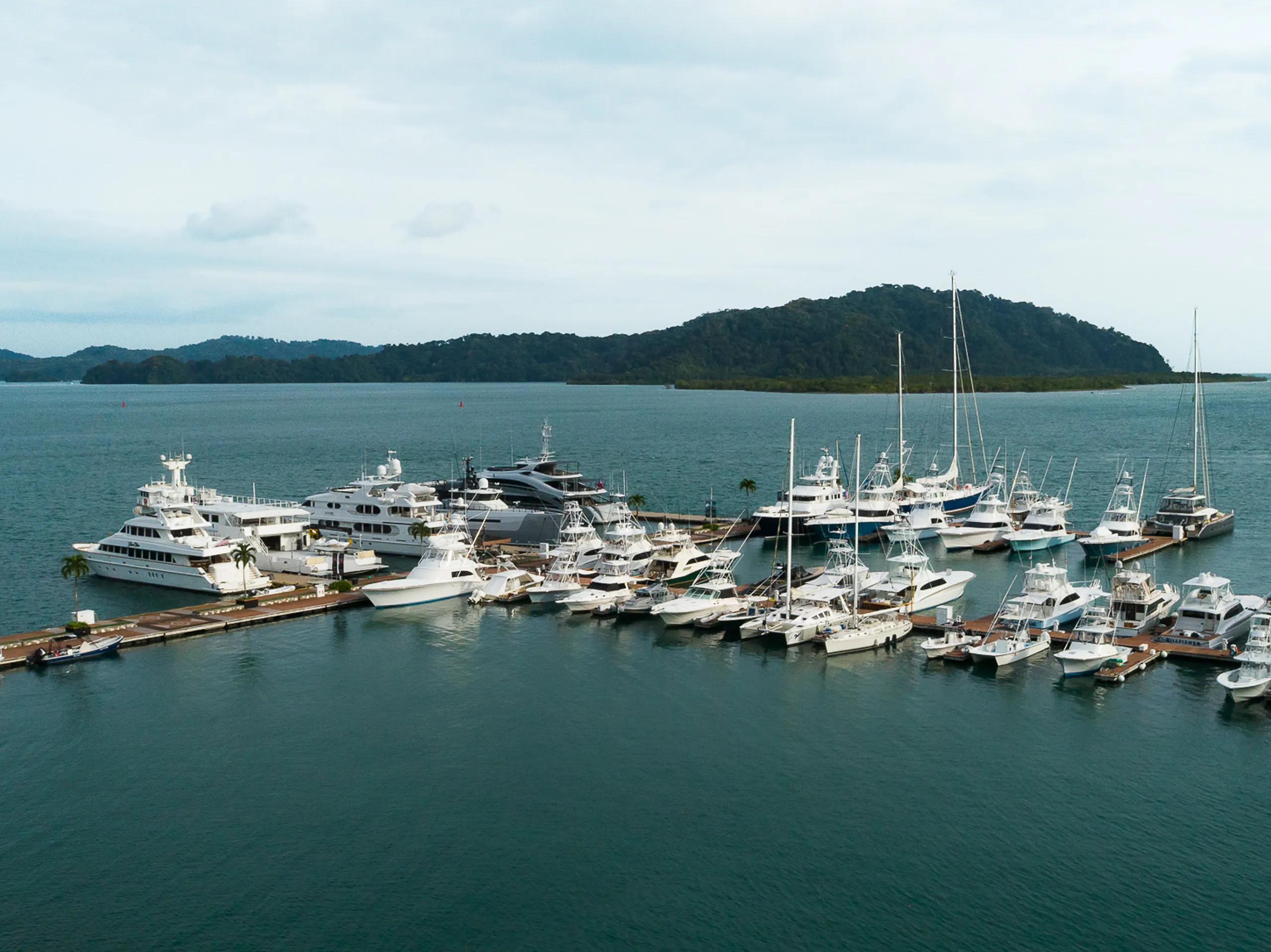 Marina-Bahia-Golfito-1