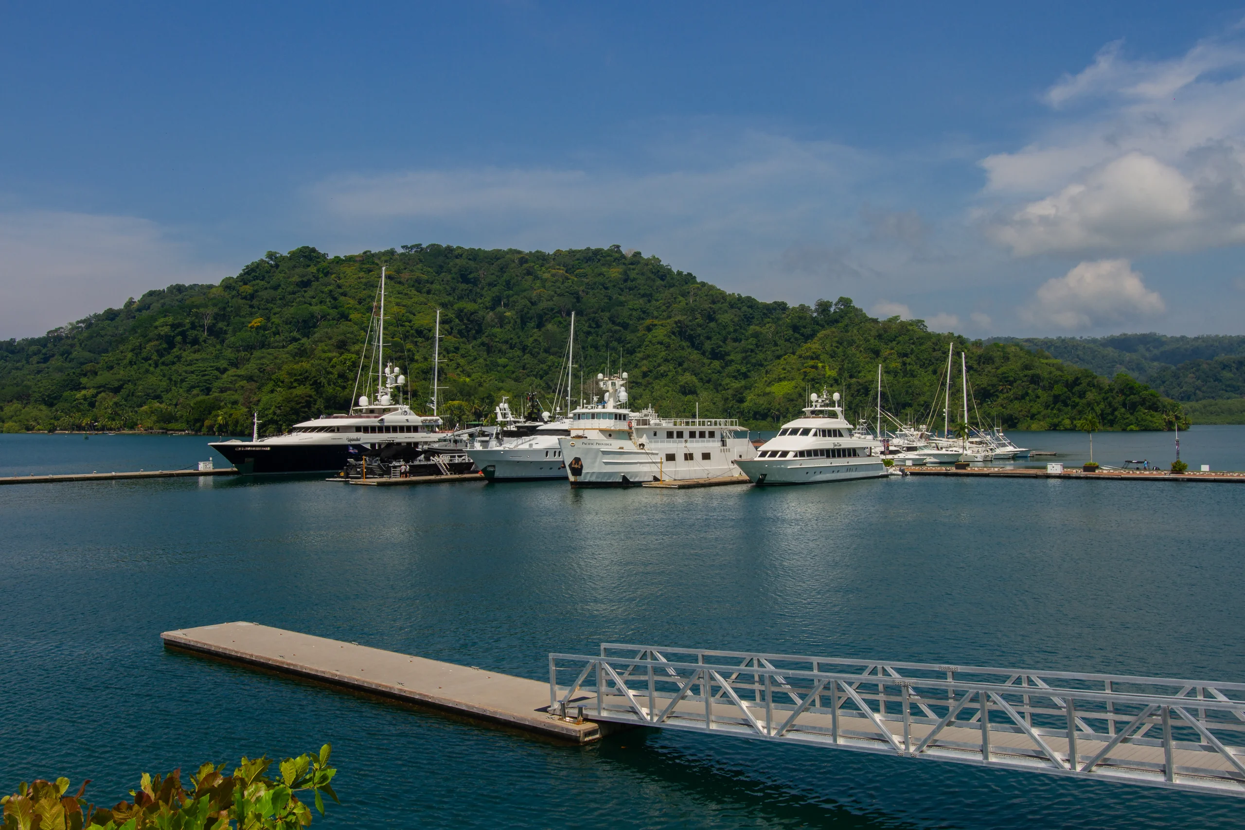 Marina Bahía Golfito